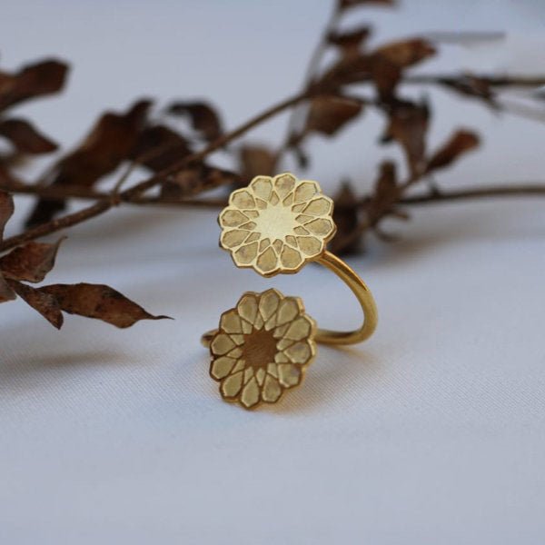 Flowery Ring