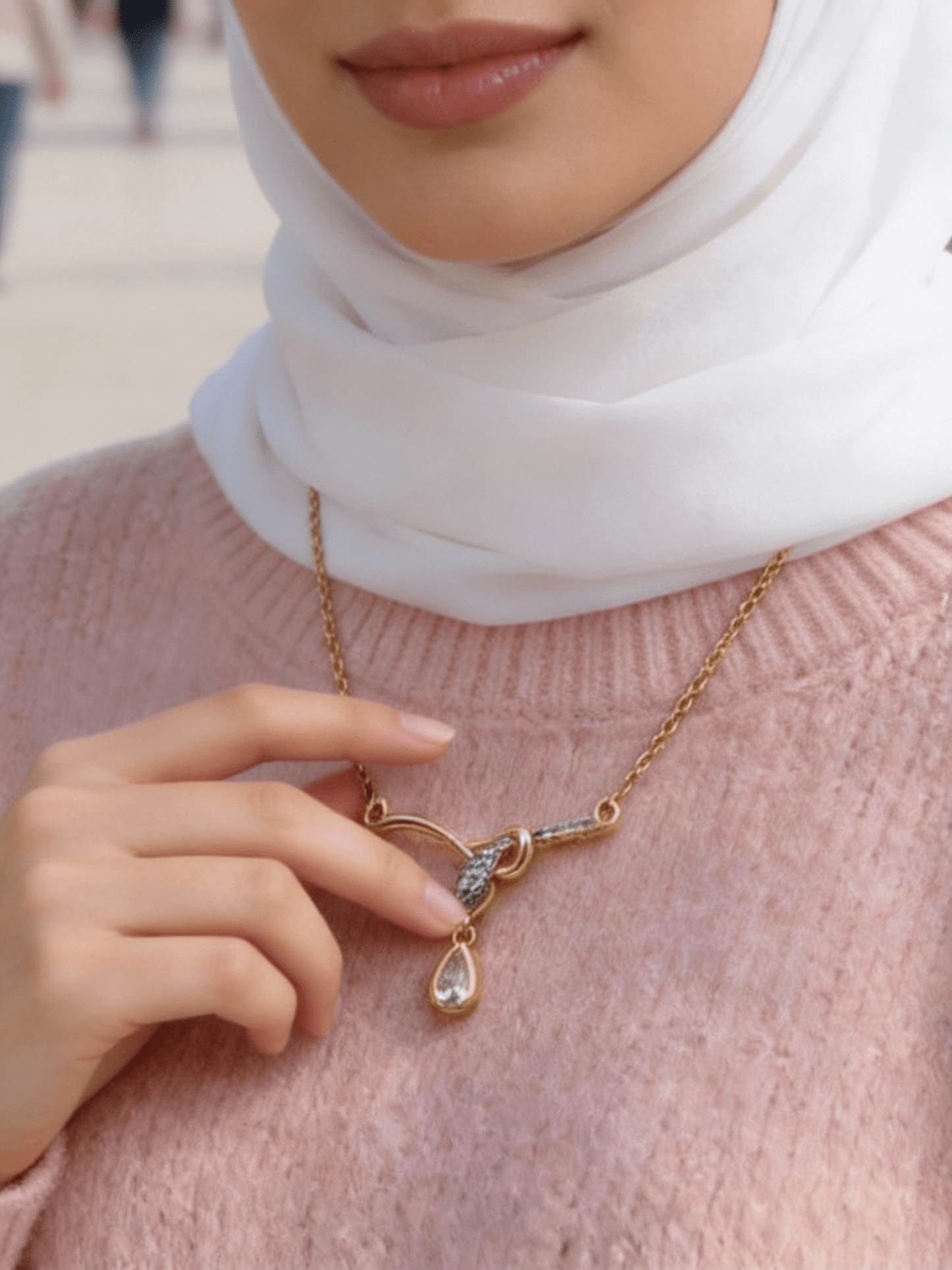 Hanaa Necklace - Stainless Gold Plated