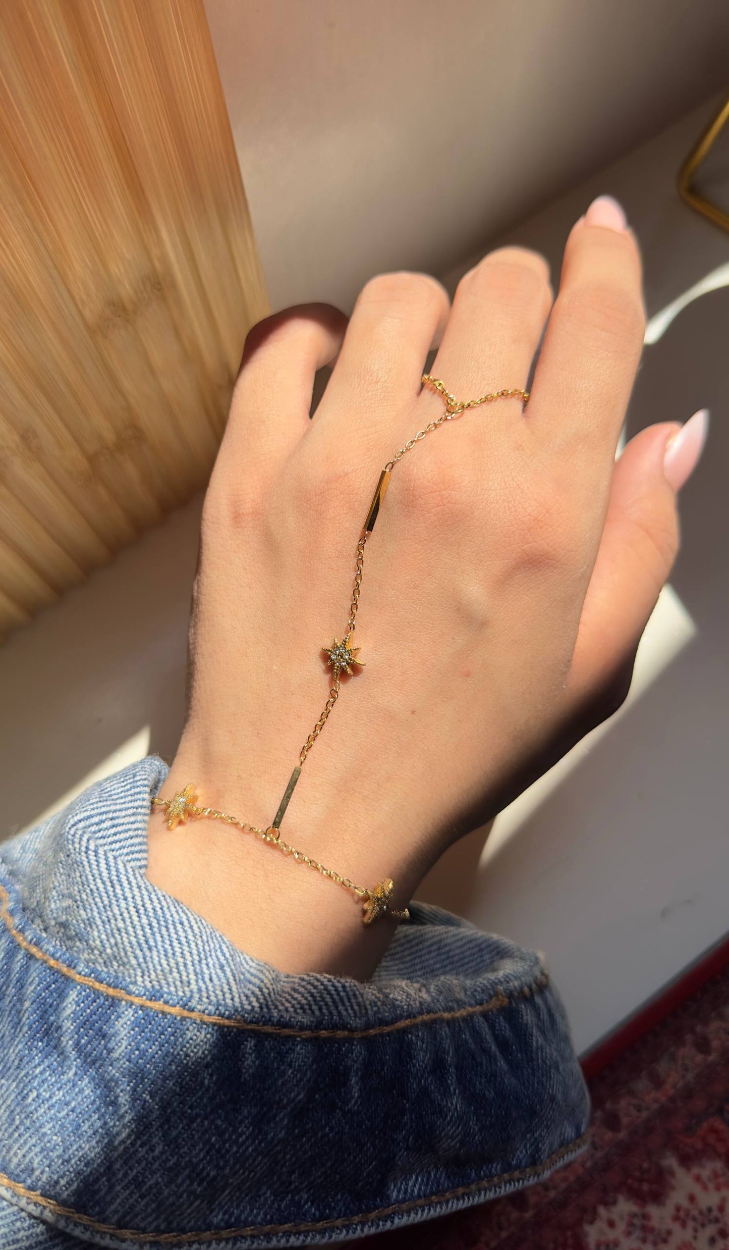 Alaa Hand Chain - Gold Plated