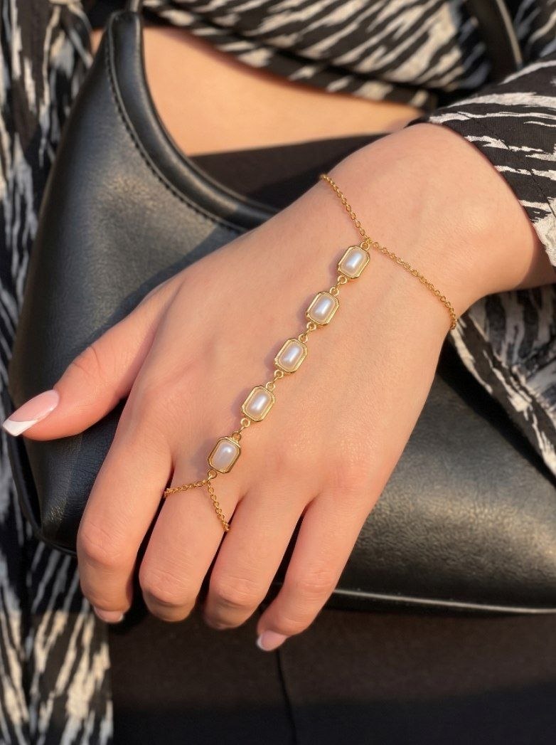 Doaa Hand Chain - Stainless Steel
