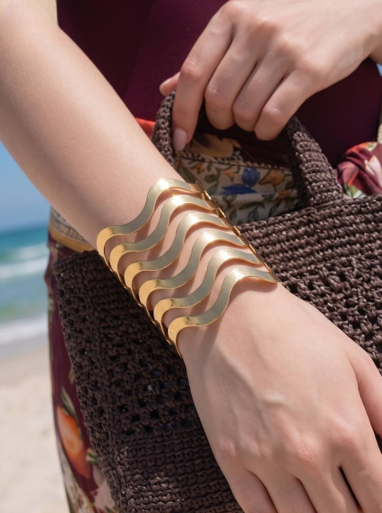Wave Bangle - Gold Plated