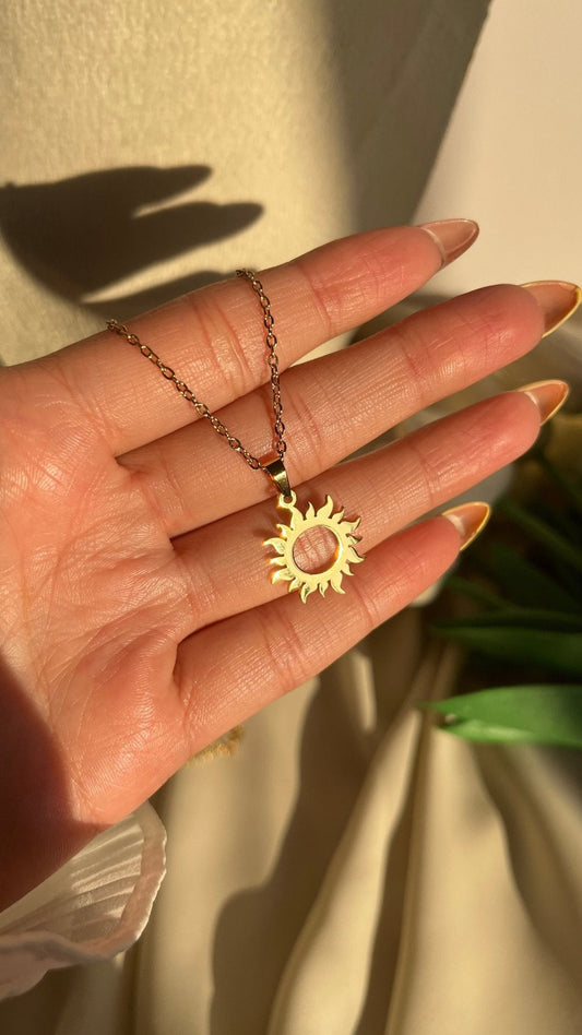 Elyra Necklace - Stainless Steel