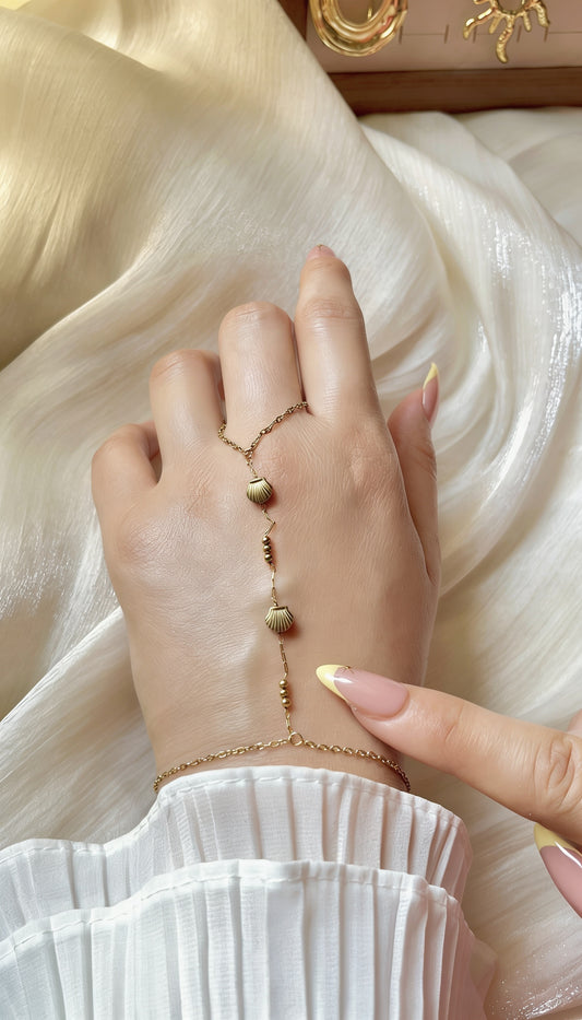 Nouran Hand Chain - Stainless Steel