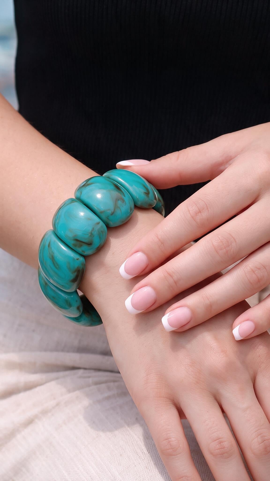 Dyana Bangle - Acrylic