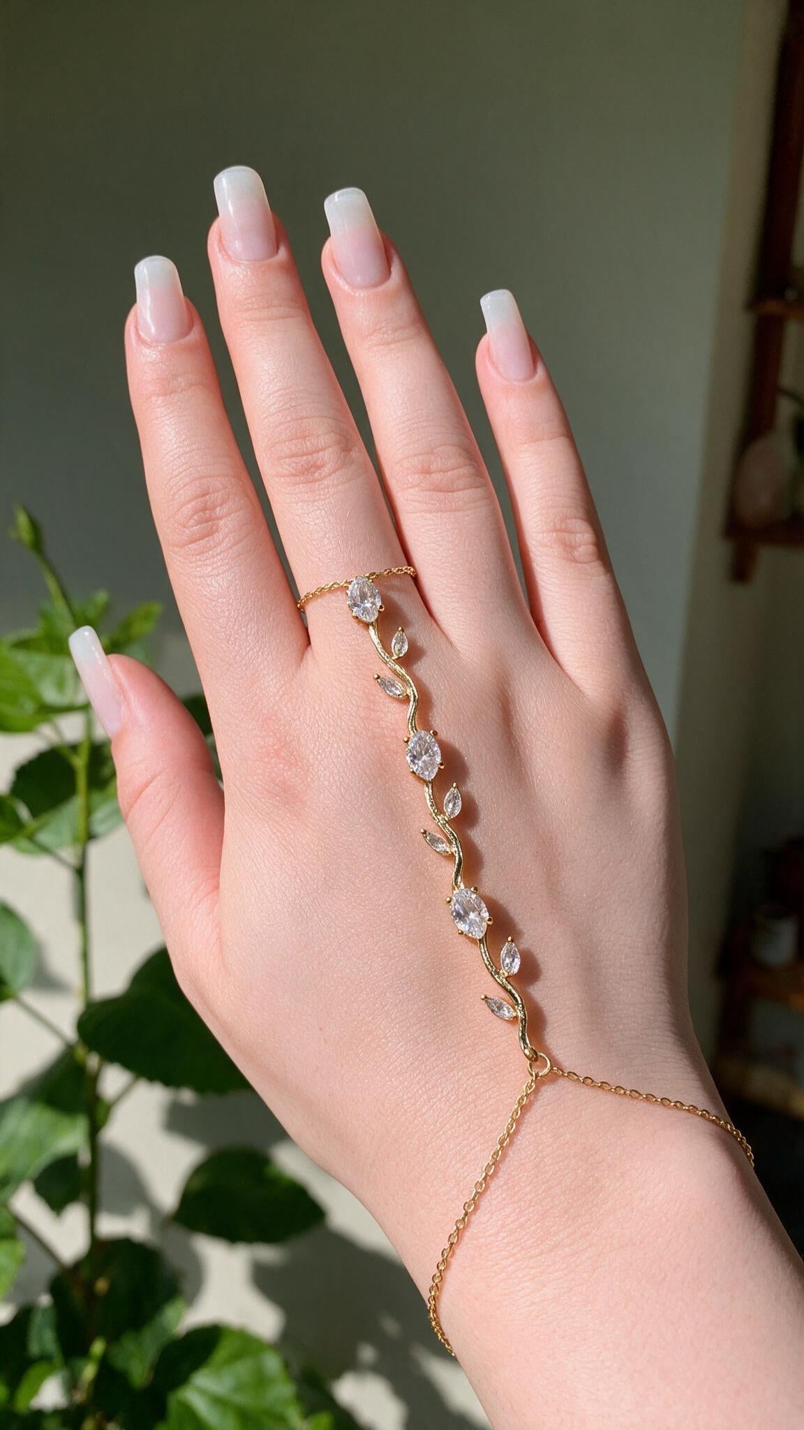 Rana Hand Chain - Stainless Steel
