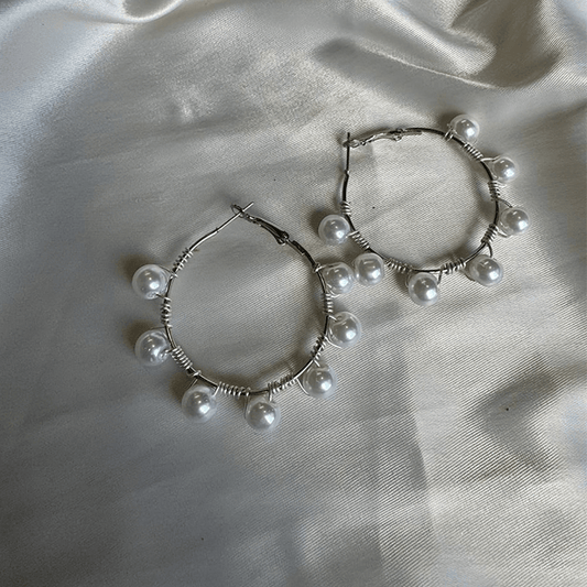 Layan Elegant Pearl Earrings
