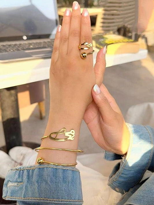"Mai" Name Set  - Gold Plated
