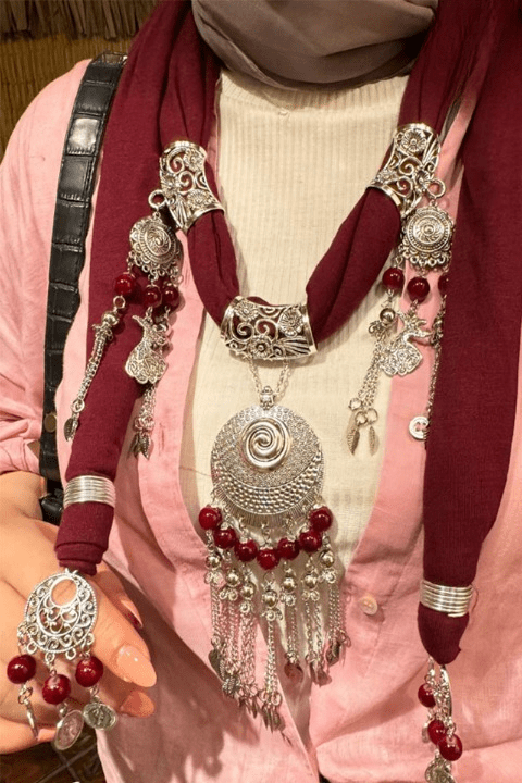 Red Necklace Scarf