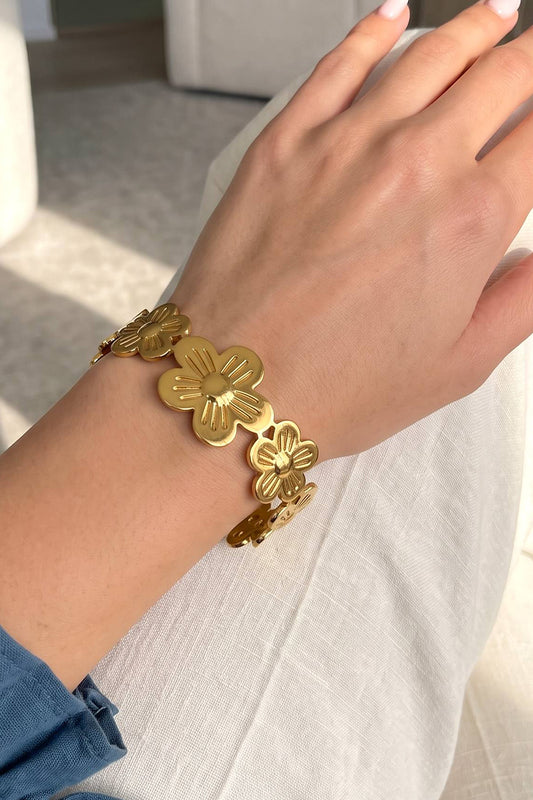Flower Bangle - Gold Plated