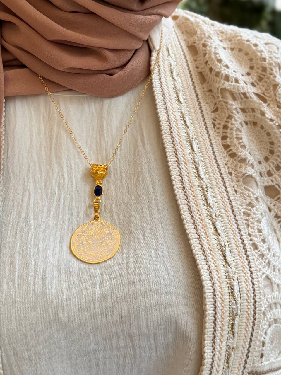Golden Glow Necklace – Gold Plated