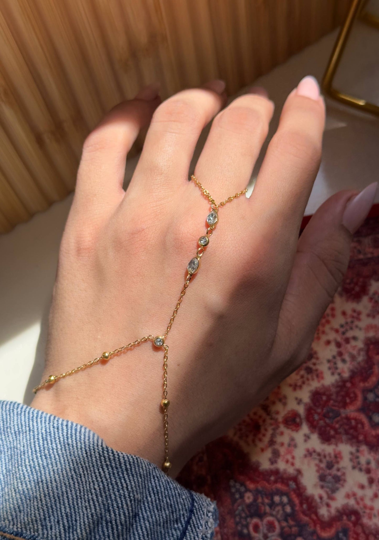 Awan Hand Chain - Gold Plated