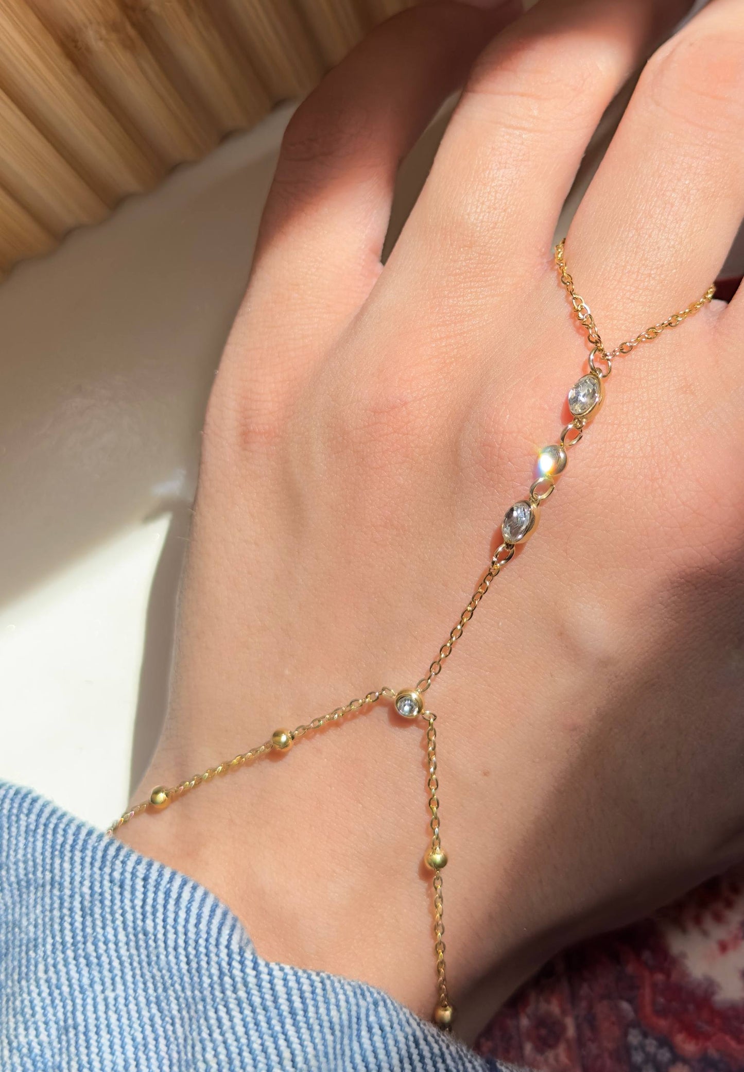 Awan Hand Chain - Gold Plated