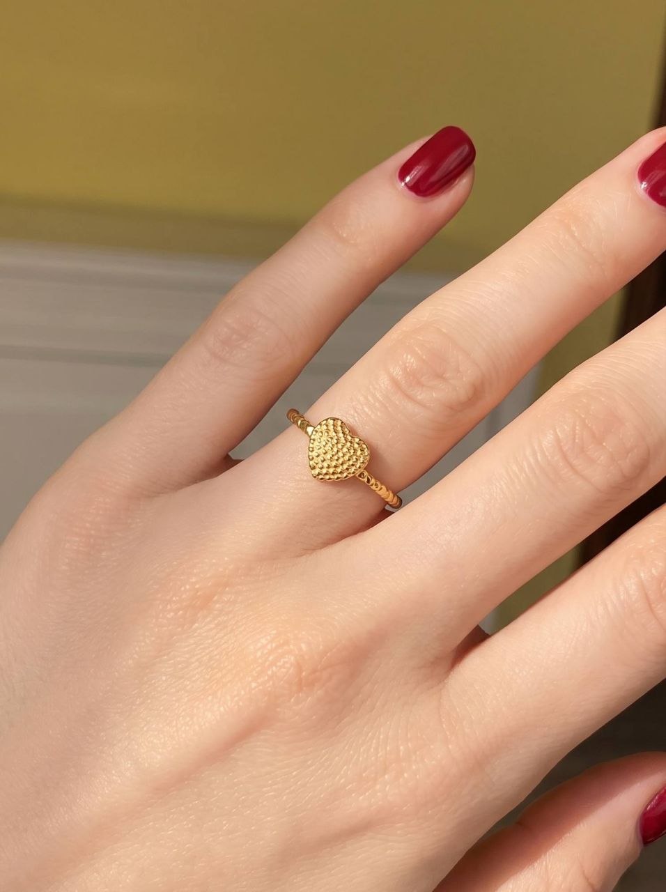 Minimal Heart Ring - Stainless Steel