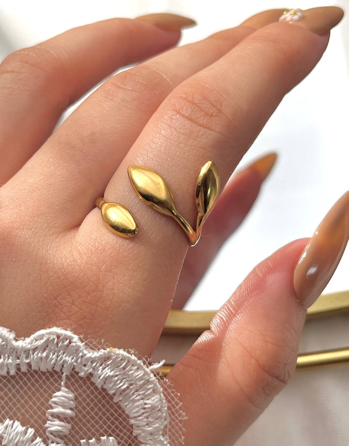 Olivia Leaf Ring - Stainless Steel
