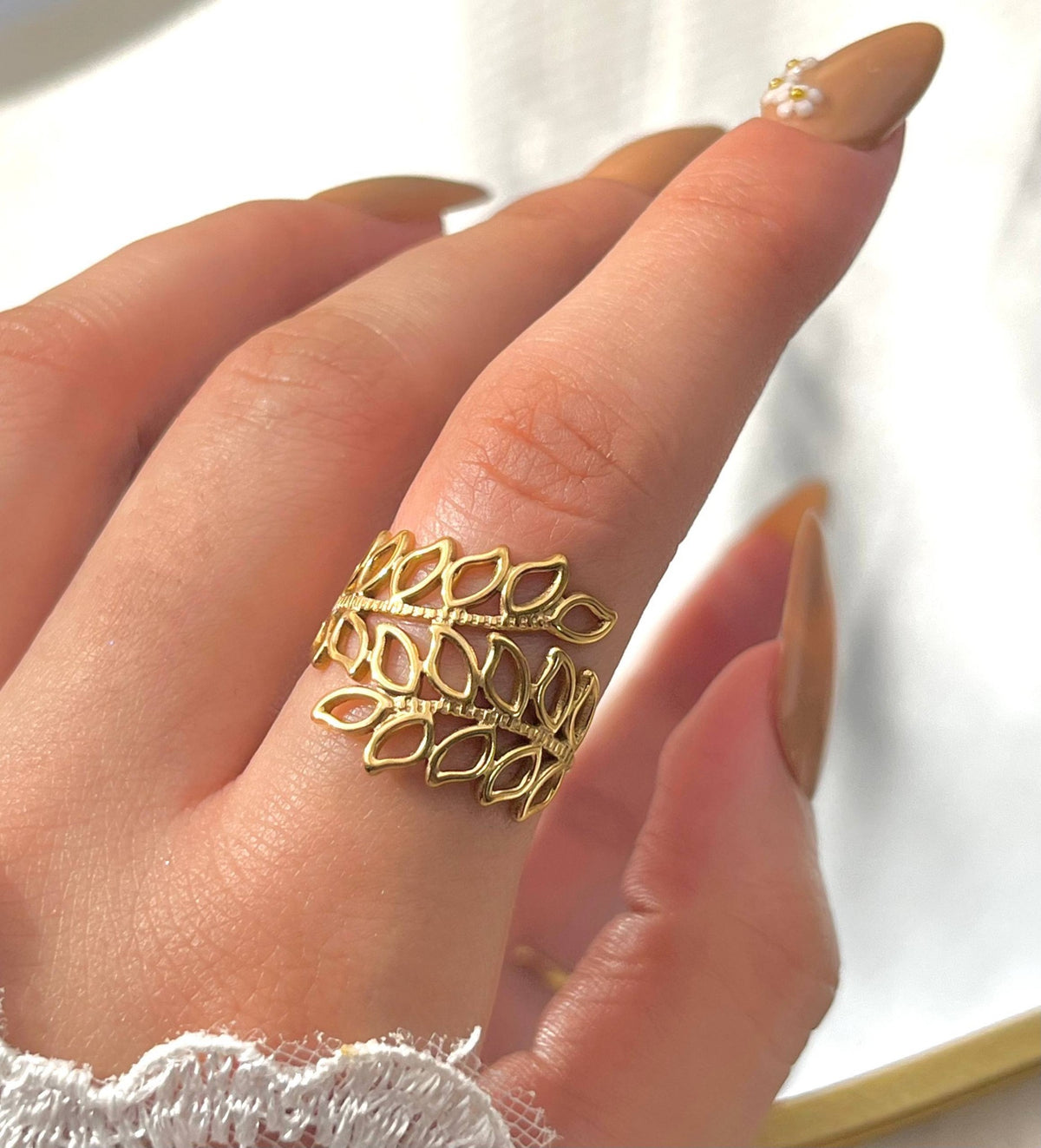 Laurel Vine Ring - Stainless Steel