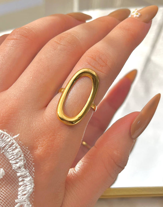 Celeste Oval Ring - Stainless Steel