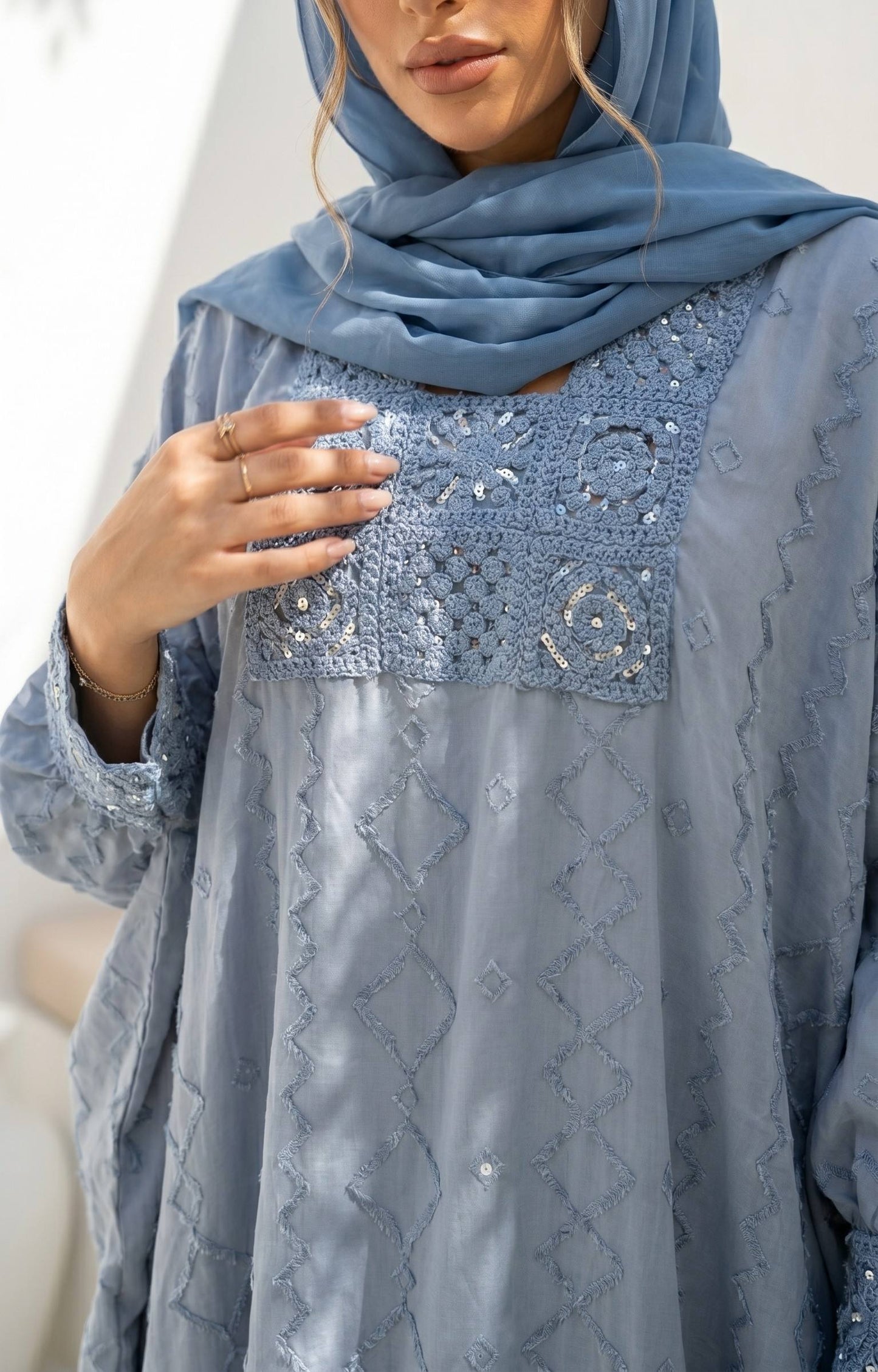Asmahan Luxurious Linen Abaya