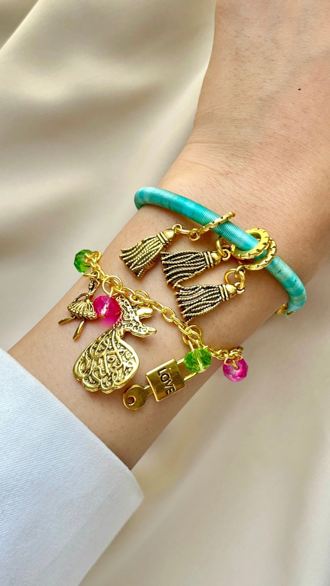 Marwa Simple Bracelets
