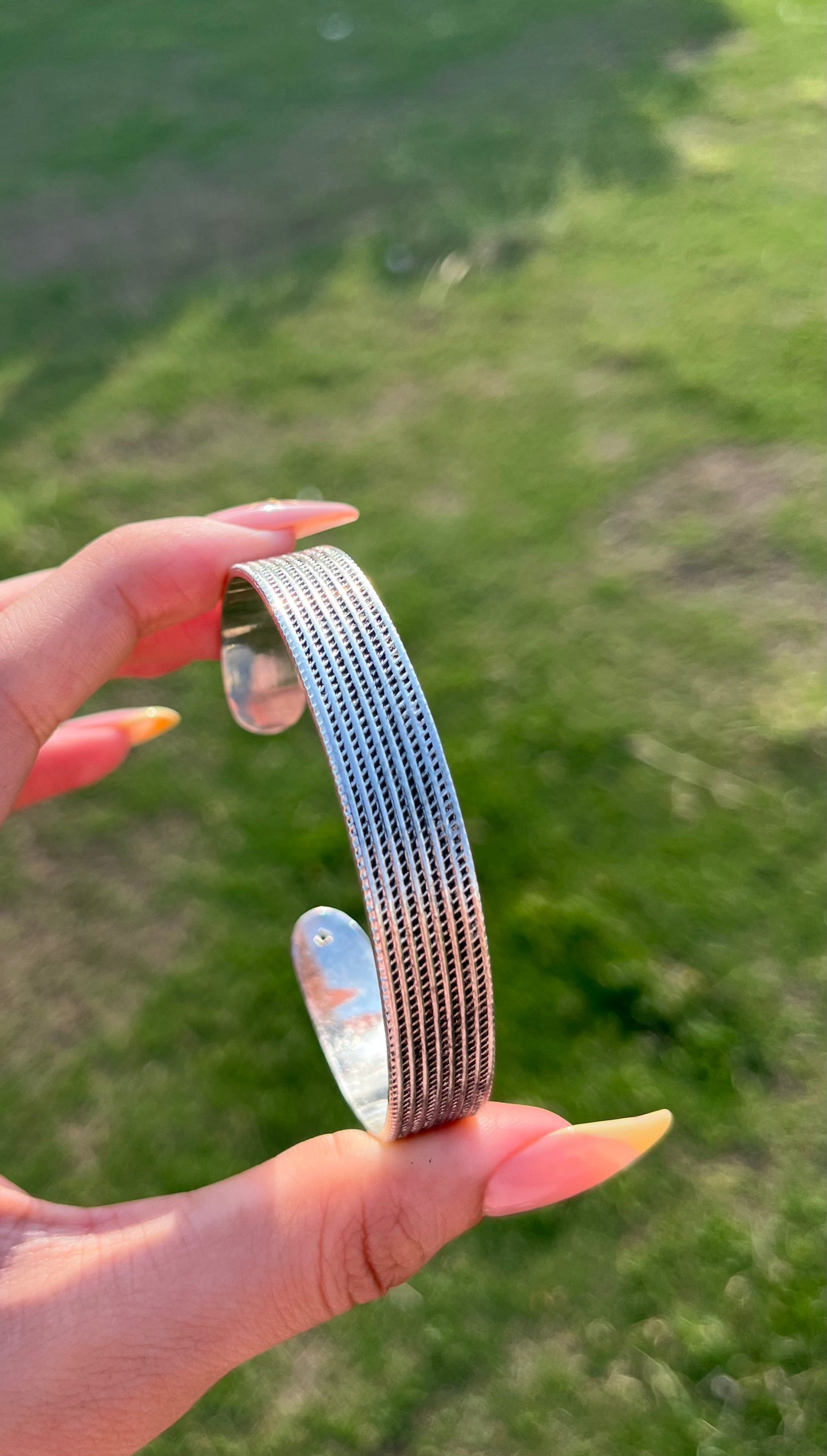 Rana bangle – Minimal Edge