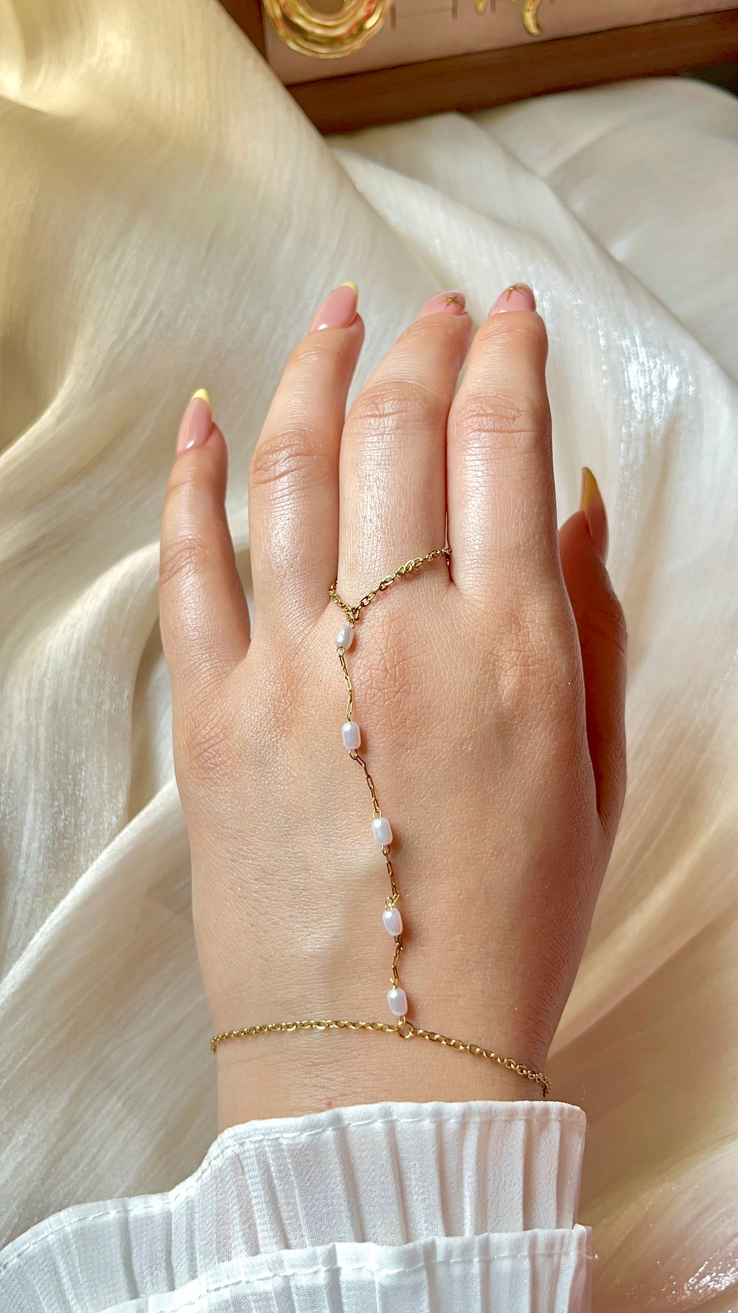 Ganna Hand Chain - Stainless Steel
