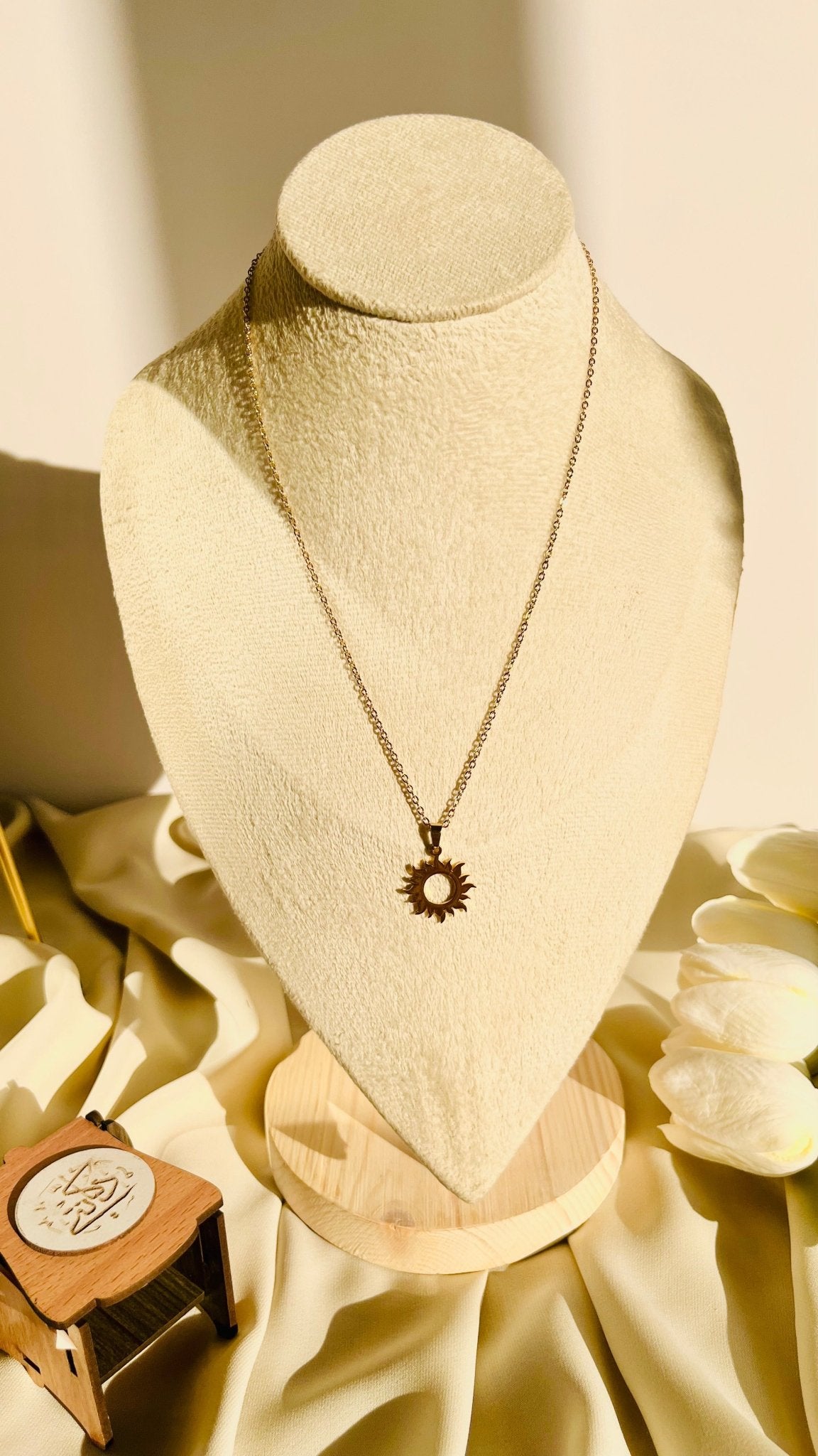 Elyra Necklace - Stainless Steel