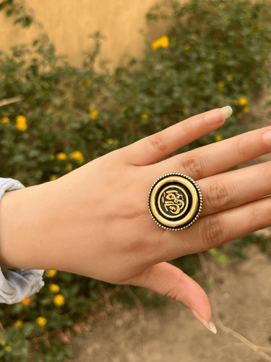 Carla Simple Ring