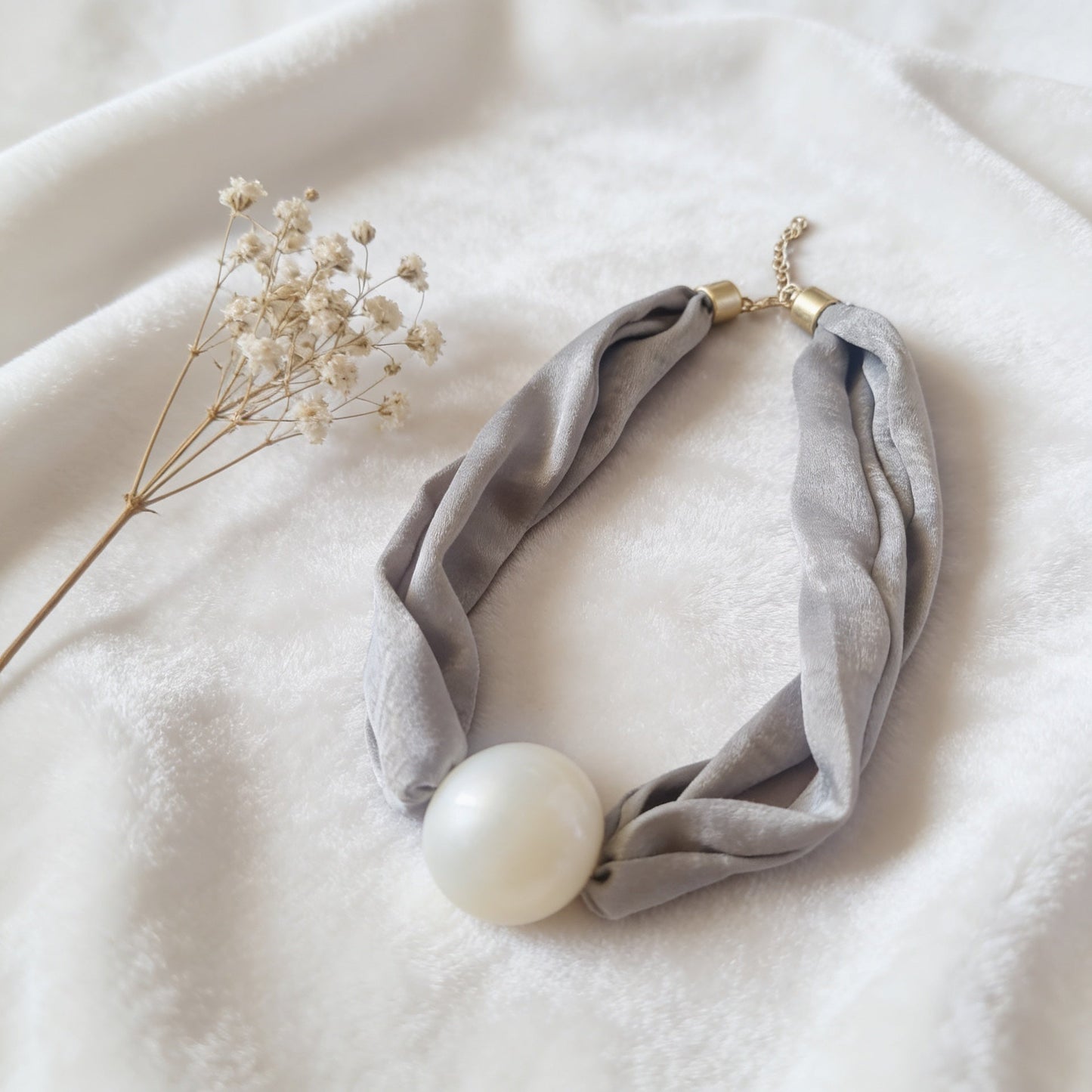 Silent Luxury  Necklace