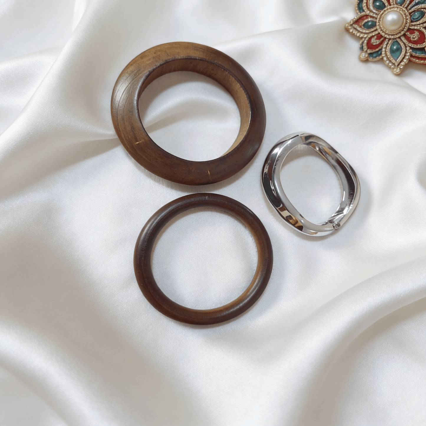 Boho Silver Wooden Bangle Set