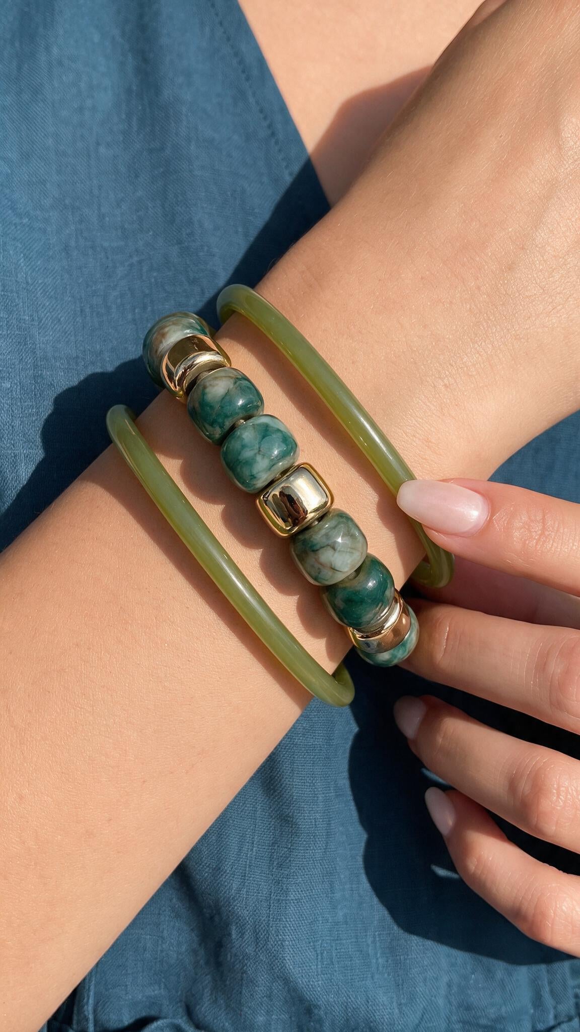 Lara Bangle - Acrylic
