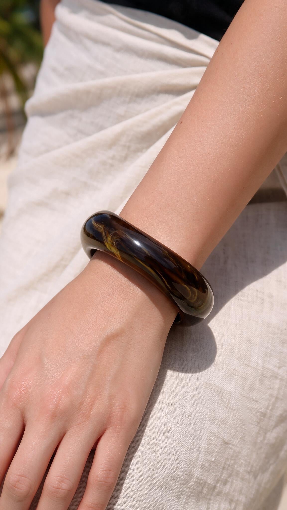 Maya Bangle - Acrylic