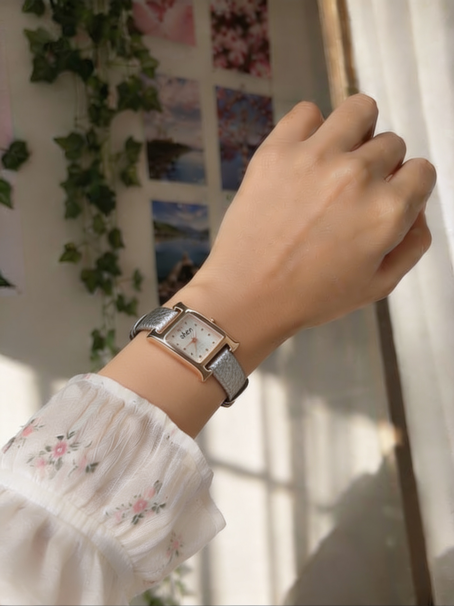 Caroline Watch