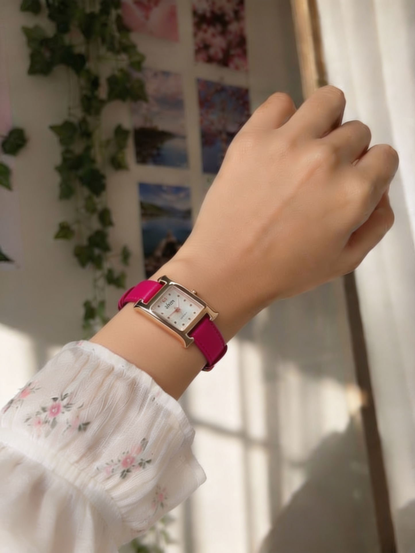 Caroline Watch