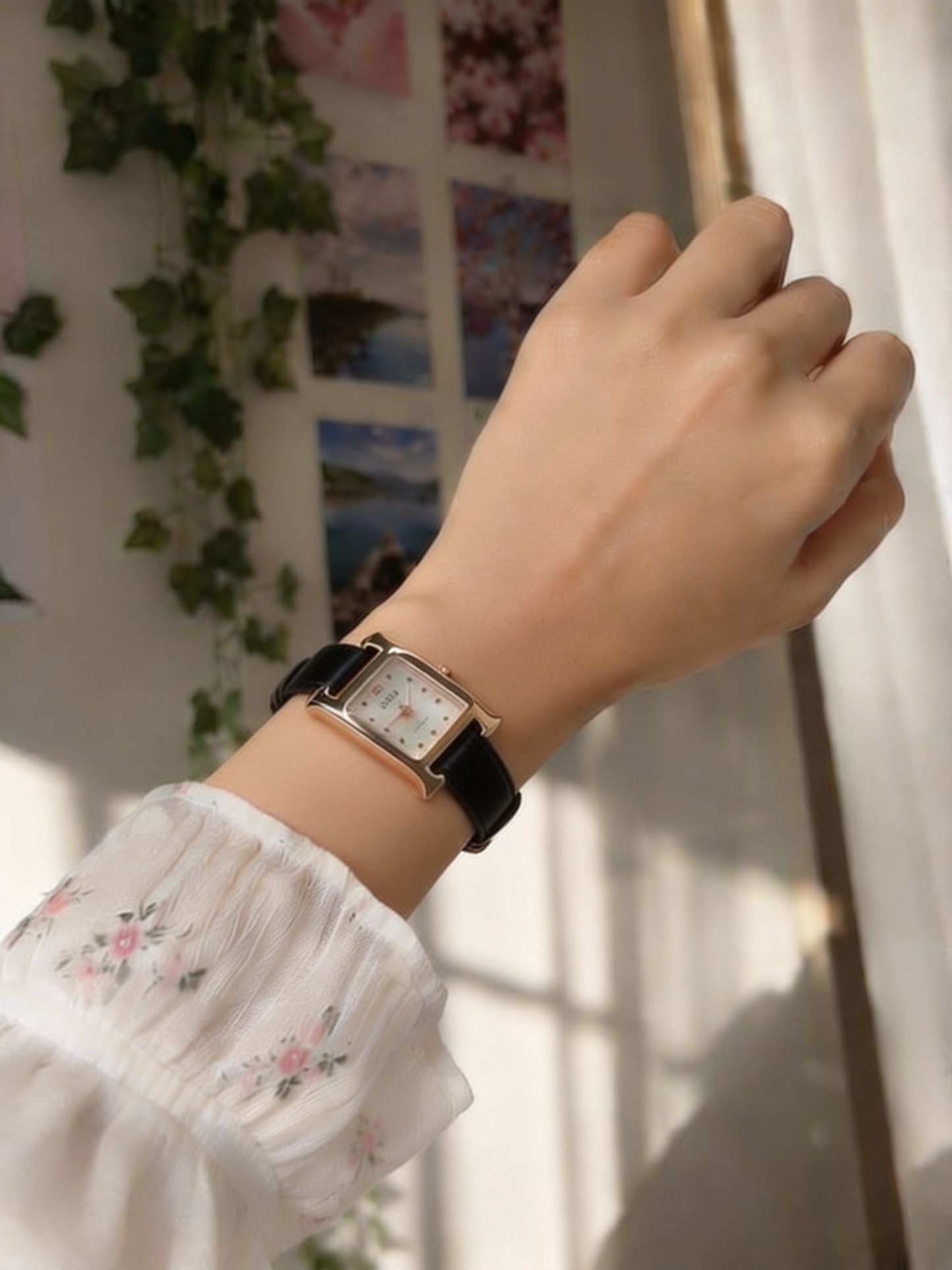 Caroline Watch