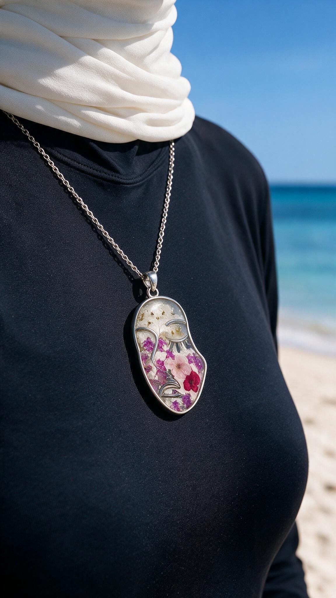 Face Necklace - Stainless Steel